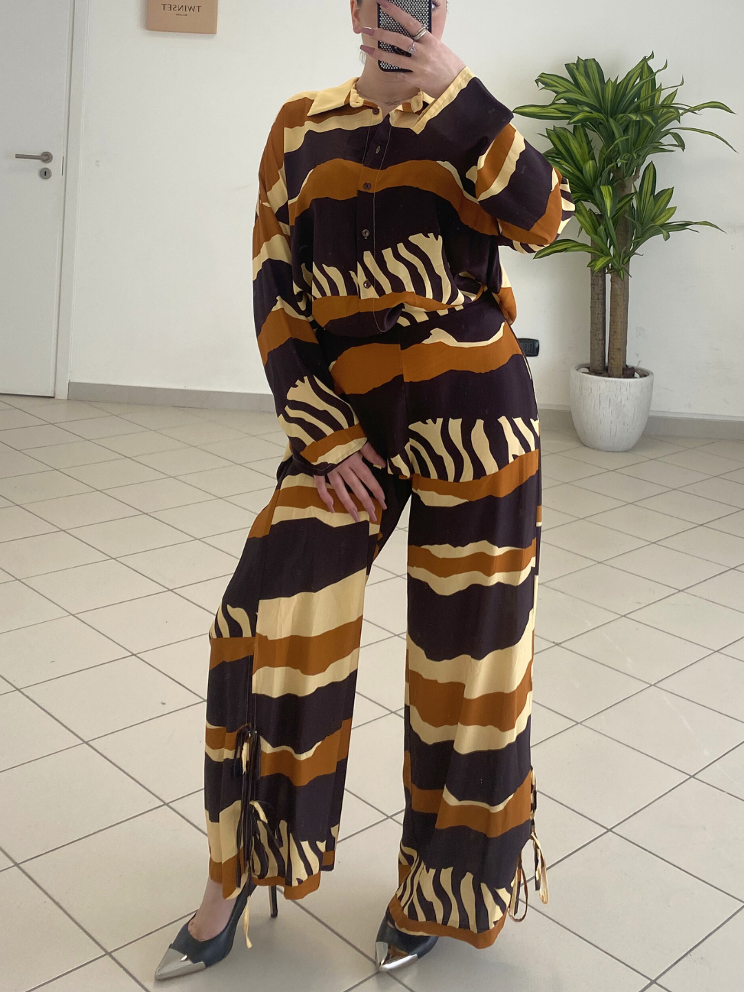 HAVEONE  - PANTALONE SPACCHI LATERALI E LACCI BORDO