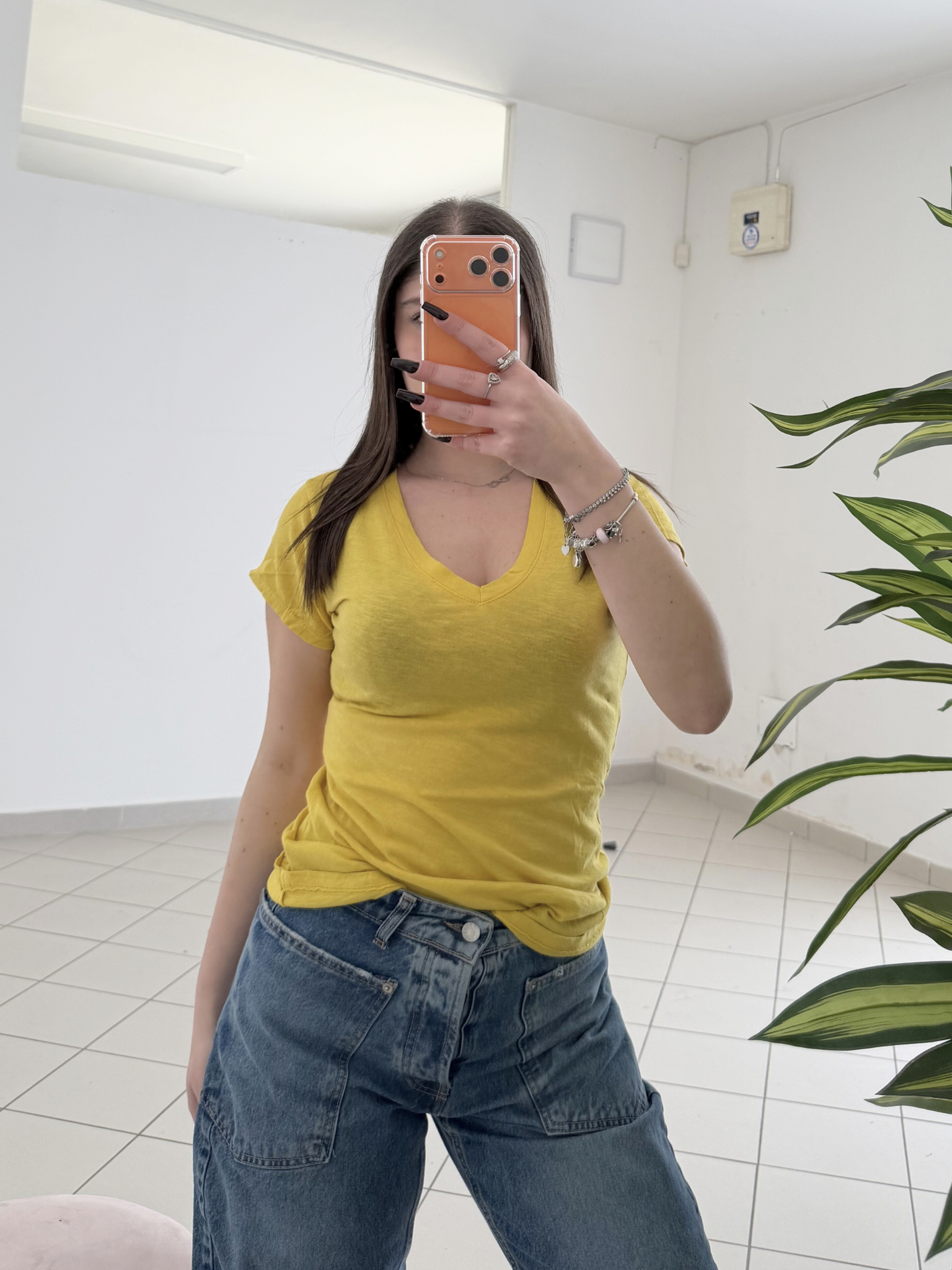 KONTATTO - T-shirt scollo V Giallo