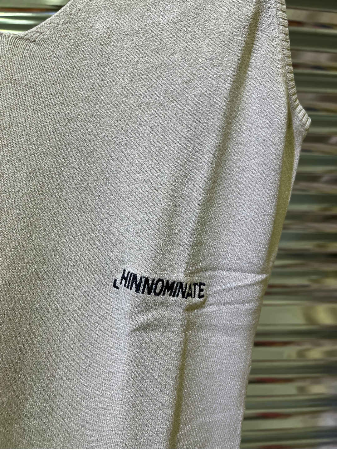 HINNOMINATE TOP IN MAGLIA BIANCO